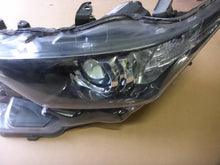 Laden Sie das Bild in den Galerie-Viewer, Frontscheinwerfer Toyota Auris 81150-02K30 Links Scheinwerfer Headlight SCH4973897488qa