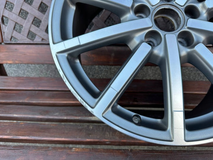1x Alufelge 18 Zoll 5x112 8V0601025AM Audi A3 Rim Wheel FEL7534999861uq