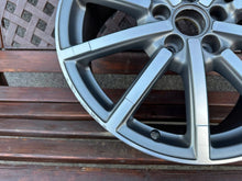Laden Sie das Bild in den Galerie-Viewer, 1x Alufelge 18 Zoll 5x112 8V0601025AM Audi A3 Rim Wheel FEL7534999861uq