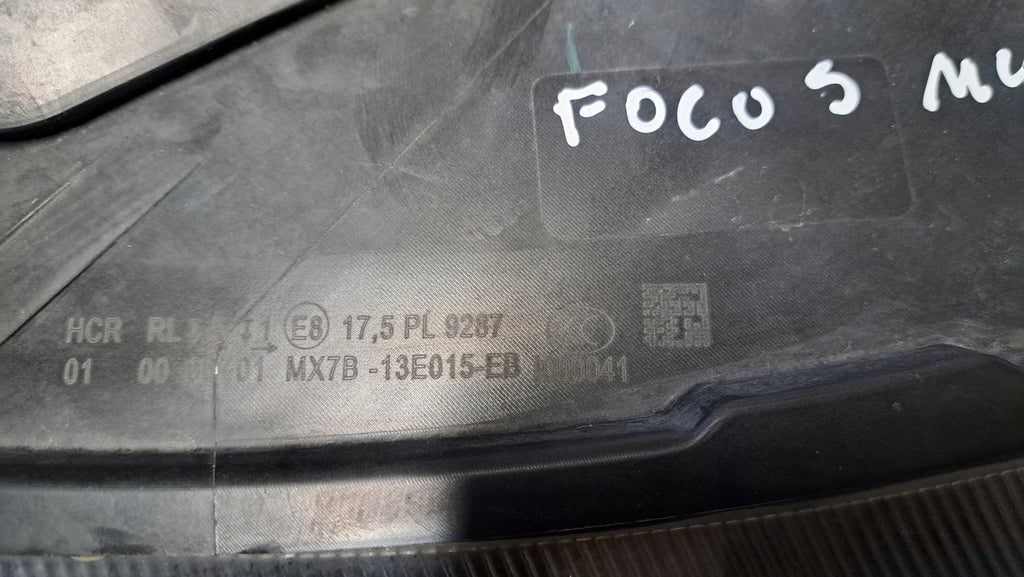 Frontscheinwerfer Ford Focus MX7B-13E015-EB Links Scheinwerfer Headlight SCH9684962044ts