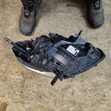 Laden Sie das Bild in den Galerie-Viewer, Frontscheinwerfer Renault Kangoo 260607383R 1001776610117766 Links Headlight SCH3242823986al