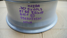 Load image into Gallery viewer, 1x Alufelge 17 Zoll 7.5" 5x114.3 50ET Glanz Silber 9965077570 Mazda 5 I FEL8304867887fc