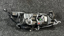 Laden Sie das Bild in den Galerie-Viewer, Frontscheinwerfer Opel Astra J 1ZT01001201 Links Scheinwerfer Headlight SCH1989281474wk