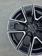 Laden Sie das Bild in den Galerie-Viewer, 1x Alufelge 18 Zoll 8.5" 5x112 36ET Glanz Schwarz 8747286 BMW Rim Wheel FEL9365578554le