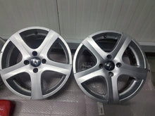 Laden Sie das Bild in den Galerie-Viewer, 4x Alufelge 16 Zoll 6.5&quot; 4x100 40ET Glanz KBA47057 Renault Clio III Captur