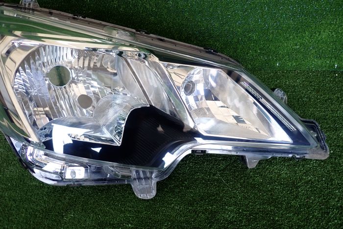 Frontscheinwerfer Mitsubishi Space Star 8301D446 Rechts Scheinwerfer Headlight SCH4506034590tu
