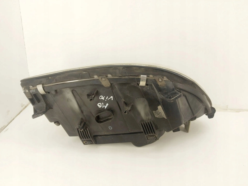 Frontscheinwerfer Mercedes-Benz Viano W639 Vito 24670300 Links Headlight SCH7138216030kp