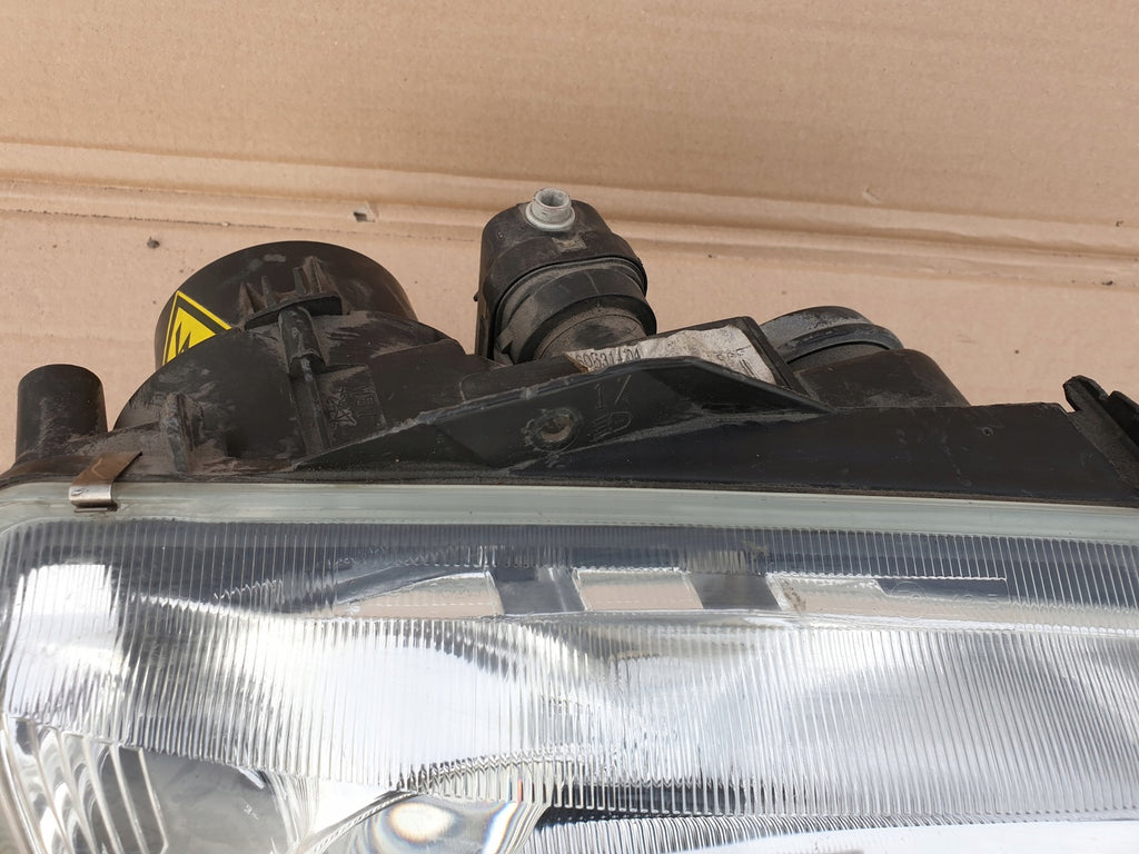 Frontscheinwerfer Renault Espace III Rechts Scheinwerfer Headlight SCH8177585765sz