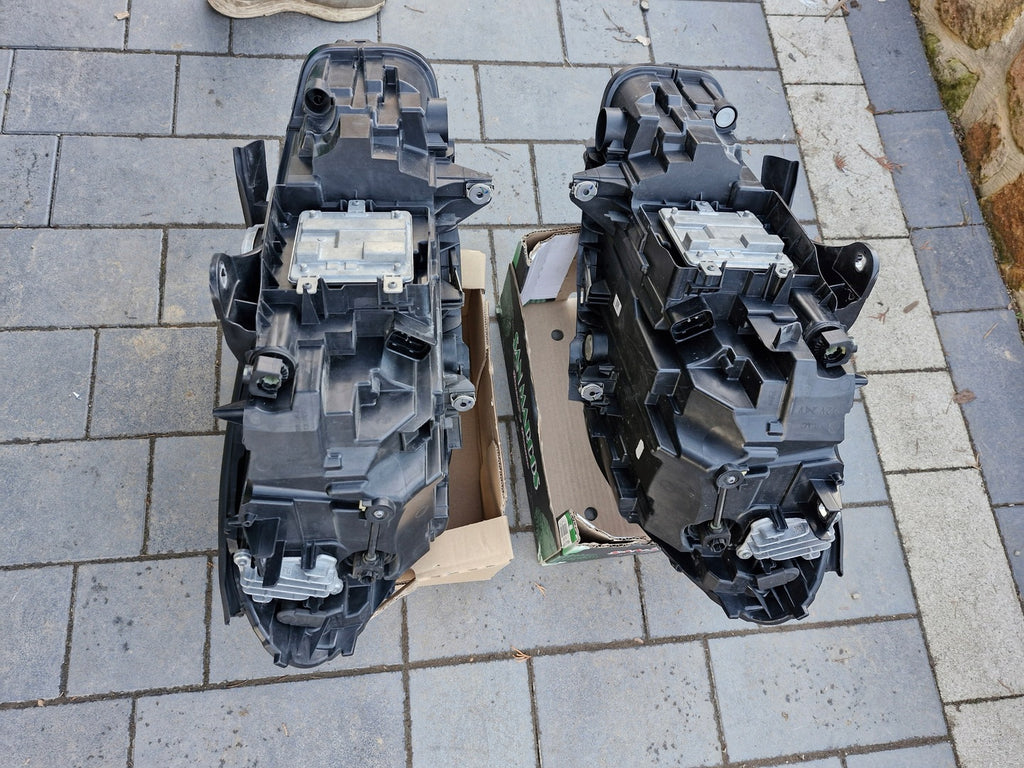 Frontscheinwerfer BMW F40 5A1E055 5A1E056 LED Ein Satz Scheinwerfer Headlight SCH2989339225yh