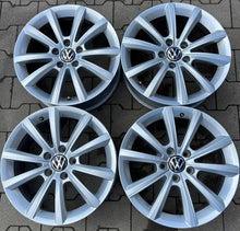 Laden Sie das Bild in den Galerie-Viewer, 4x Alufelge 17 Zoll 6.5" 5x112 38ET Glanz Silber 5NA071497A VW I Rim Wheel FEL6466747120jc
