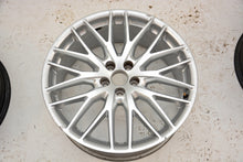 Load image into Gallery viewer, 1x Alufelge 19 Zoll 8.0&quot; 5x112 45ET Glanz Schwarz 81A601025AB Audi Rim Wheel