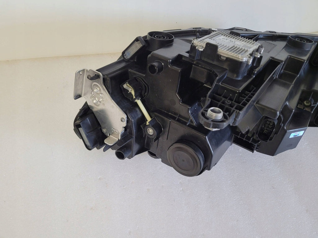 Frontscheinwerfer Skoda Superb 3P1941016 Full LED Rechts Scheinwerfer Headlight SCH8070255468ry