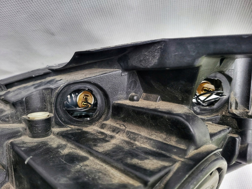 Frontscheinwerfer Mercedes-Benz W204 A2048203059 Xenon Rechts Headlight SCH1349853409bb