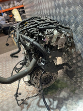 Load image into Gallery viewer, Motor Mazda Cx-30 Dm PE27 2.0 58TKm 2021 Hybrid Engine Komplett MOT5289053033yi