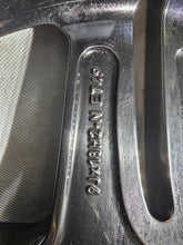 Load image into Gallery viewer, 1x Alufelge 18 Zoll 9.0" 5x112 49ET Glanz A2134016400 Mercedes-Benz Amg FEL7992006005vt