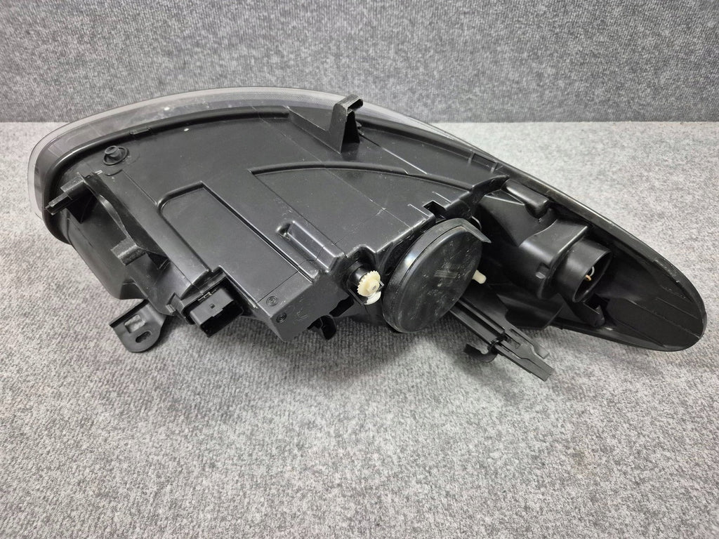 Frontscheinwerfer Renault Fluence 260606836R Vorderseite Scheinwerfer Headlight SCH8307894035if