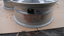 Laden Sie das Bild in den Galerie-Viewer, 1x Alufelge 18 Zoll 7.5" 5x114.3 39ET Mitsubishi Rim Wheel FEL2205654825gu