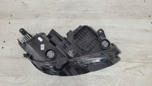 Laden Sie das Bild in den Galerie-Viewer, Frontscheinwerfer Opel Crossland YQ00709680 LED Links Scheinwerfer Headlight SCH5604309778bj
