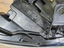 Laden Sie das Bild in den Galerie-Viewer, Frontscheinwerfer Audi Q2 81A941012C Rechts Scheinwerfer Headlight SCH3468504901sx