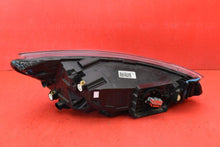 Laden Sie das Bild in den Galerie-Viewer, Frontscheinwerfer Ford Focus MX7B-13E015-ED Links Scheinwerfer Headlight SCH7991809842cy