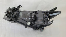 Laden Sie das Bild in den Galerie-Viewer, Frontscheinwerfer Mazda 3 BHR1-51030 Halogen Rechts Scheinwerfer Headlight