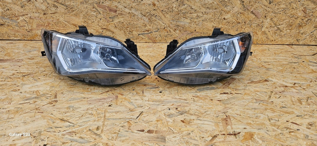 Frontscheinwerfer Seat Ibiza 90034234 Ein Stück (Rechts oder Links) Headlight