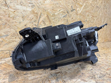 Laden Sie das Bild in den Galerie-Viewer, Frontscheinwerfer Opel Vivaro C 9847209880 Rechts Scheinwerfer Headlight SCH5674504250fk