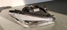 Laden Sie das Bild in den Galerie-Viewer, Frontscheinwerfer BMW X1 E84 7290240 90018091 Xenon Rechts Headlight SCH9492063025ik