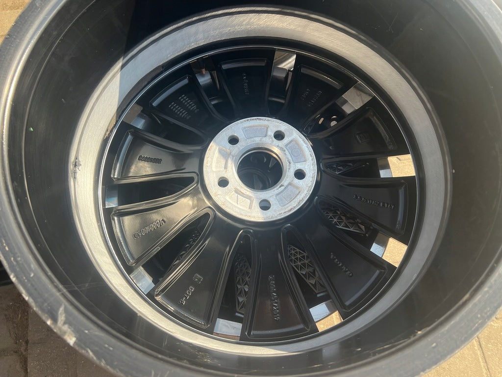 1x Alufelge 19 Zoll 8.5" 5x108 47ET Glanz Silber 32243393 Volvo Rim Wheel FEL8290865289my