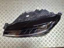 Laden Sie das Bild in den Galerie-Viewer, Frontscheinwerfer Skoda Superb III 3V1941015D Full LED Links Headlight