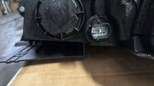 Load image into Gallery viewer, Frontscheinwerfer Kia Ev6 Ein Satz Scheinwerfer Headlight SCH7558726401xa