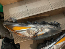 Laden Sie das Bild in den Galerie-Viewer, Frontscheinwerfer Mazda 3 Bl Rechts Scheinwerfer Headlight