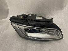 Laden Sie das Bild in den Galerie-Viewer, Frontscheinwerfer Audi Q5 8R0941032C 90038857 Xenon Rechts Headlight