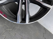 Load image into Gallery viewer, 1x Alufelge 19 Zoll 8043651 BMW F36 F32 F33 Rim Wheel FEL9918554901ko