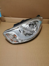 Load image into Gallery viewer, Frontscheinwerfer Hyundai I10 92101-0X1 Links Scheinwerfer Headlight