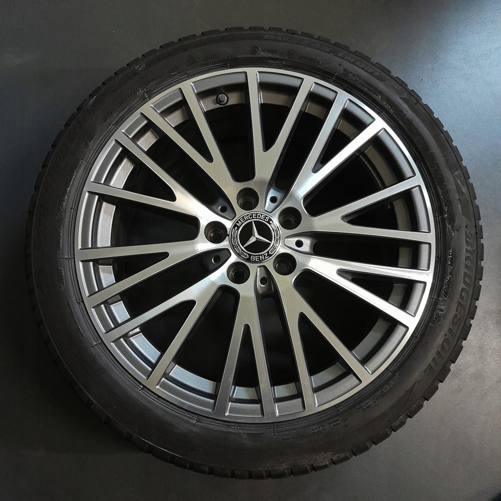 4x Alufelge 18 Zoll 7.5" 5x112 49ET Glanz Silber A1774010600 Mercedes-Benz Cla FEL3600064363li