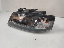 Laden Sie das Bild in den Galerie-Viewer, Frontscheinwerfer Audi A6 C5 SK3482-ADA699 Links Scheinwerfer Headlight