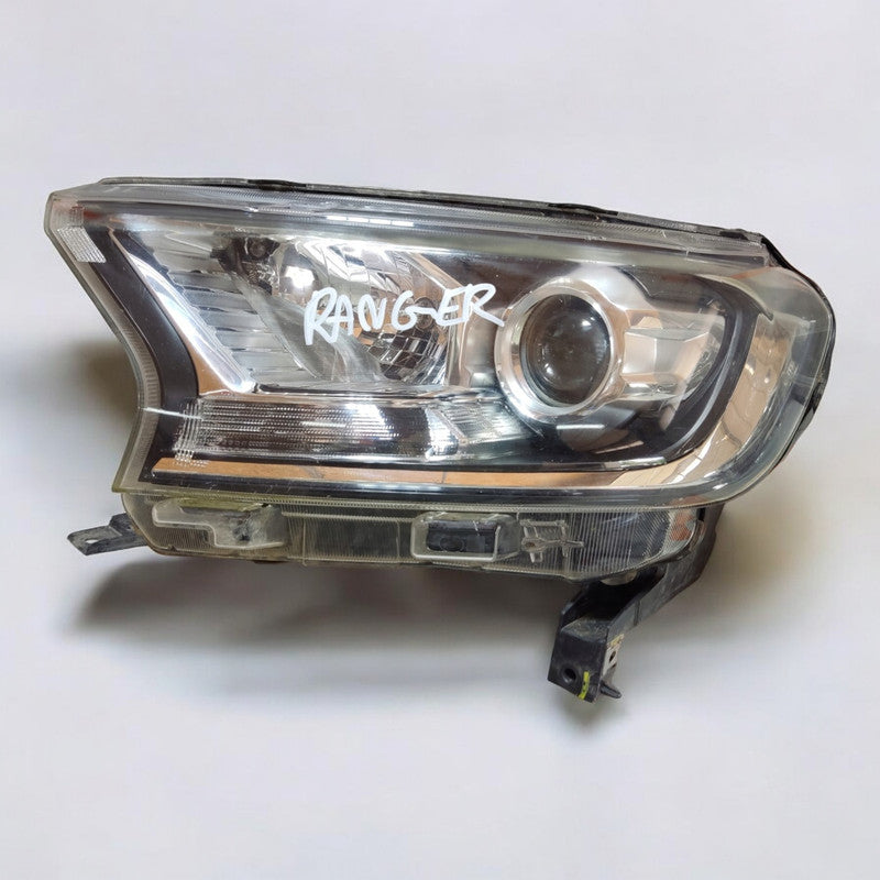 Frontscheinwerfer Ford Ranger Links Scheinwerfer Headlight