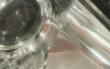 Laden Sie das Bild in den Galerie-Viewer, Frontscheinwerfer Mercedes-Benz W212 A2128208261 Rechts Scheinwerfer Headlight SCH4390491895rr