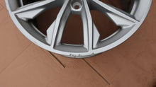 Load image into Gallery viewer, 1x Alufelge 17 Zoll 8.0&quot; 5x112 39ET Glanz Silber 80A601025 Audi Q5 Rim Wheel