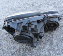 Load image into Gallery viewer, Frontscheinwerfer Mercedes-Benz W211 A2118201461 Rechts Scheinwerfer Headlight