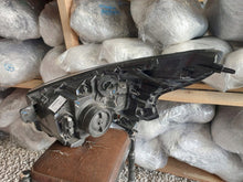 Laden Sie das Bild in den Galerie-Viewer, Frontscheinwerfer Renault Trafic III 260109552R 260604842R LED Ein Satz SCH6978632939bh