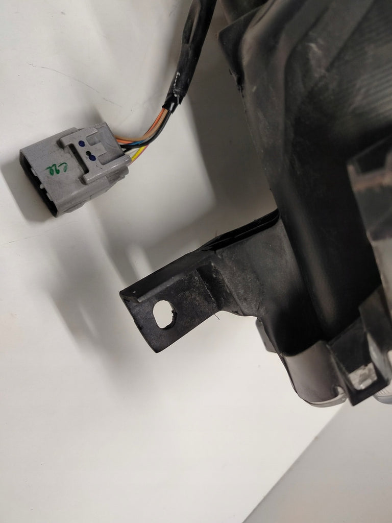 Frontscheinwerfer Mitsubishi Space Star Xenon Links Scheinwerfer Headlight