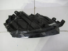 Laden Sie das Bild in den Galerie-Viewer, Frontscheinwerfer Skoda Octavia 5E4941015A LED Links Scheinwerfer Headlight SCH3823981775ki