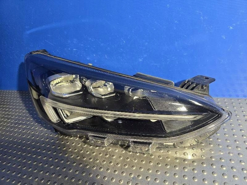 Frontscheinwerfer Ford Focus JX7B-13E014-CE Rechts Scheinwerfer Headlight SCH4864644668lb