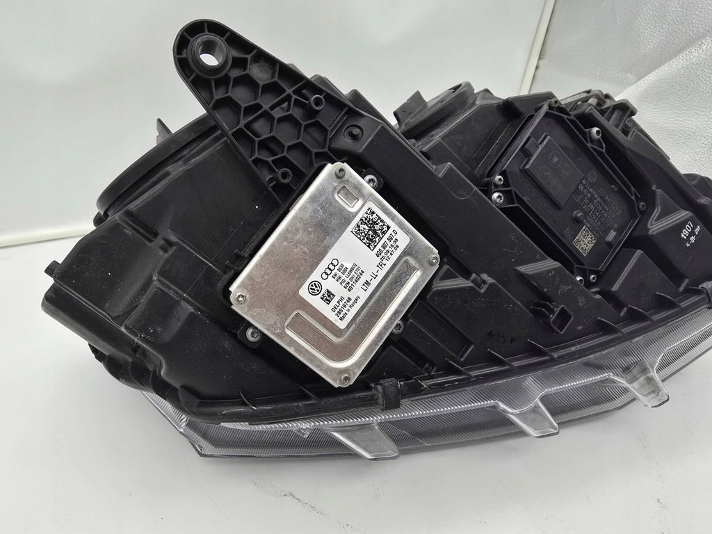 Frontscheinwerfer Skoda Octavia I 5E1941015B 3342334400 Links Headlight SCH1703320679kz