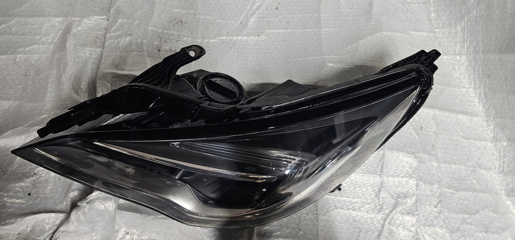 Frontscheinwerfer Opel Astra 7960300004 LED Links Scheinwerfer Headlight SCH9685152475zw