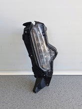 Laden Sie das Bild in den Galerie-Viewer, Frontscheinwerfer Toyota Yaris Cross 0D317KOD Links Scheinwerfer Headlight SCH3620978867le