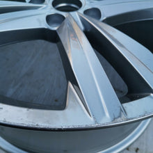 Load image into Gallery viewer, 1x Alufelge 18 Zoll 8.0" 5x112 40ET Glanz 3G8601025N VW Rim Wheel FEL4650052435bw