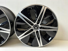Laden Sie das Bild in den Galerie-Viewer, 4x Alufelge 18 Zoll 7.5&quot; 5x112 2054018200 Mercedes-Benz Rim Wheel